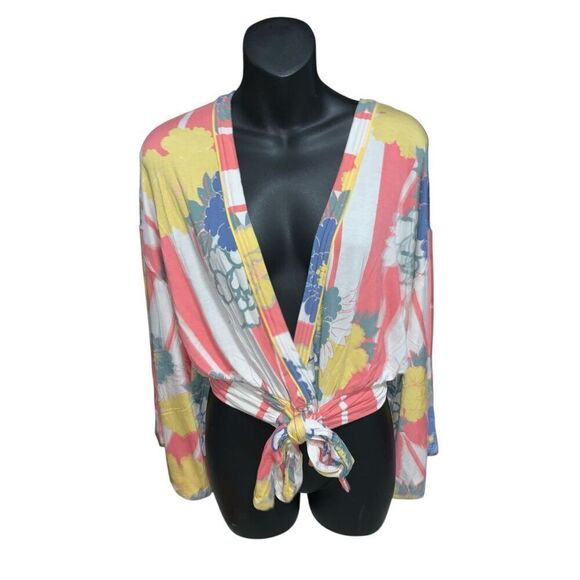 Beautiful women FREE PEOPLE That’s a Wrap Blouse Wrap Top v neck with Front Tie - Picture 1 of 10